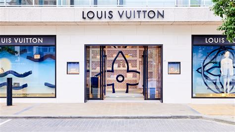 louis vuitton knokke foto's|Louis Vuitton Knokke Heist.